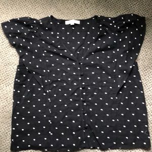 Cute top with flutter cap sleeves